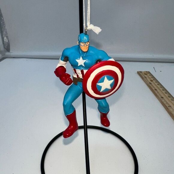 Marvel Captain America Christmas Tree Ornament - Picture 2 of 8